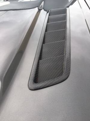 GTRS- Close up of Carbon Fiber Hood Vent